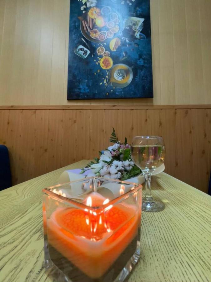 Hotel Арт-Вокзал à Kryvy Rih Extérieur photo