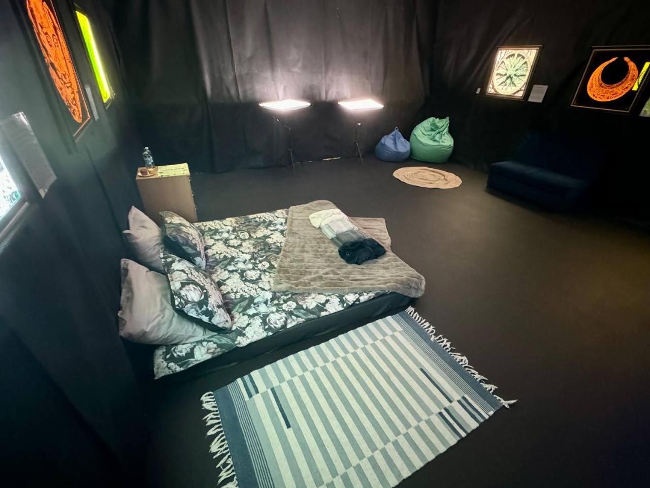 Hotel Арт-Вокзал à Kryvy Rih Chambre photo